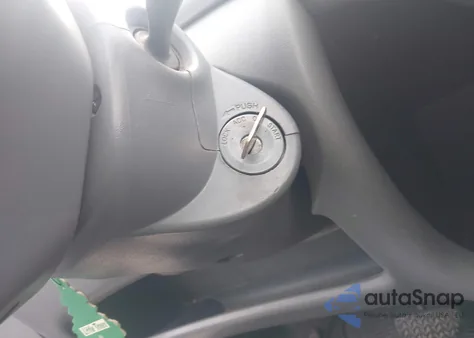 2001 Toyota Echo из США, поврежденный, VIN JTDBT123710183282